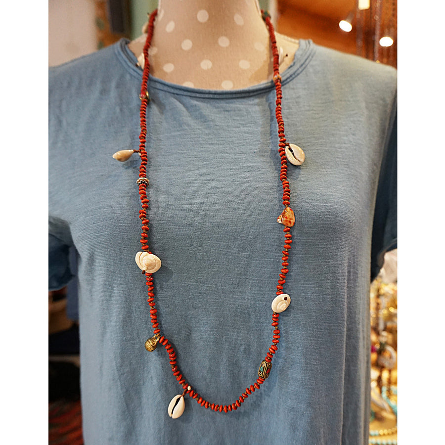 WOODEN BEADS NECKLACE
